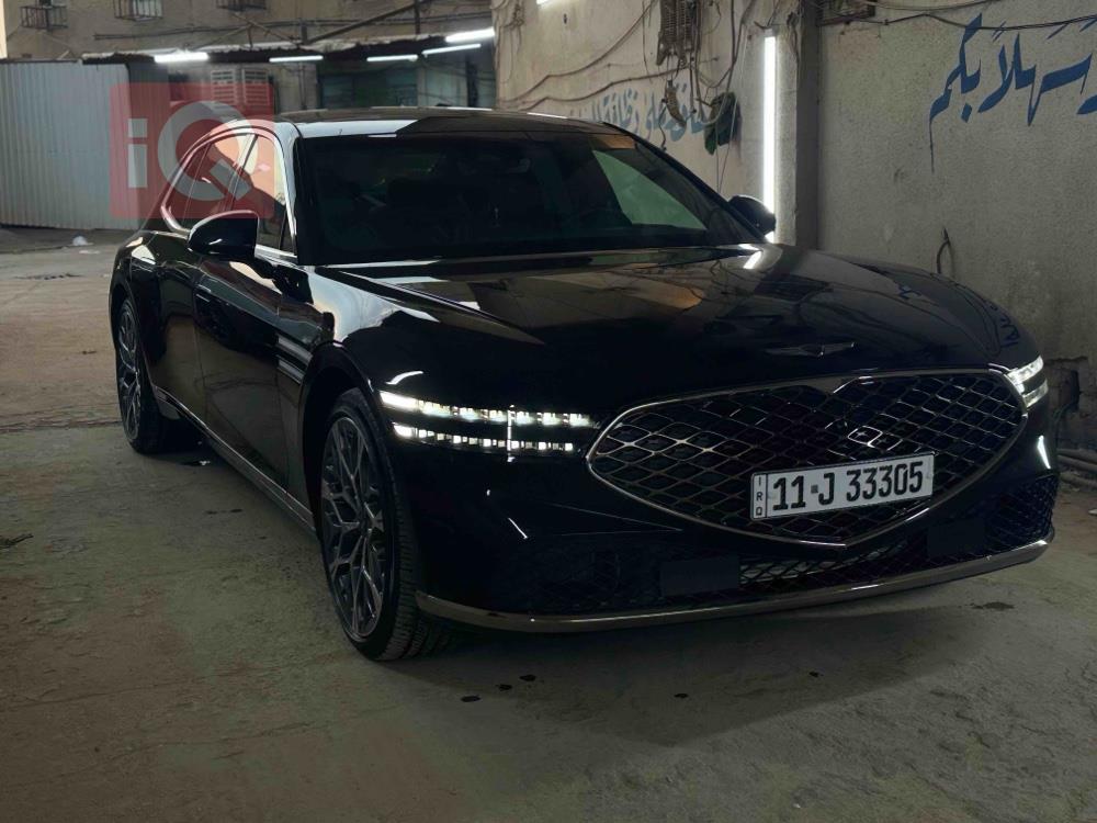 جێنسس G90